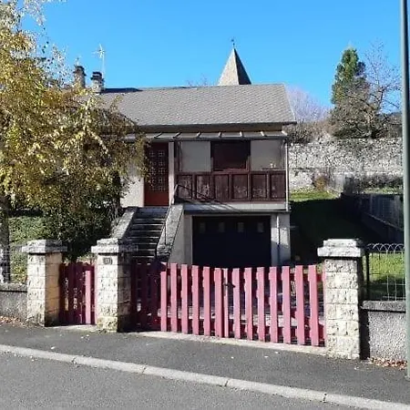 Beautiful Little House In Village *
